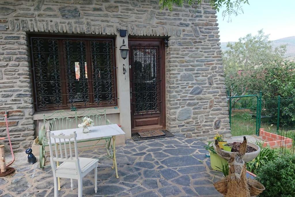 Appartement En Rez De Jardin Cyclistes Bien Venus Prades (Pyrenees-Orientales) Exterior photo
